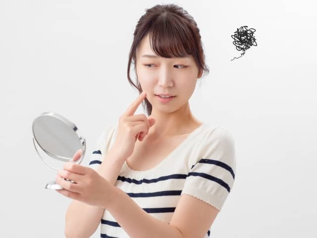 顔痩せ・小顔が気になる女性 