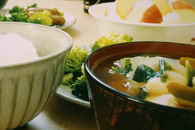 腸内環境を改善する方法その1・食習慣をみなおす 